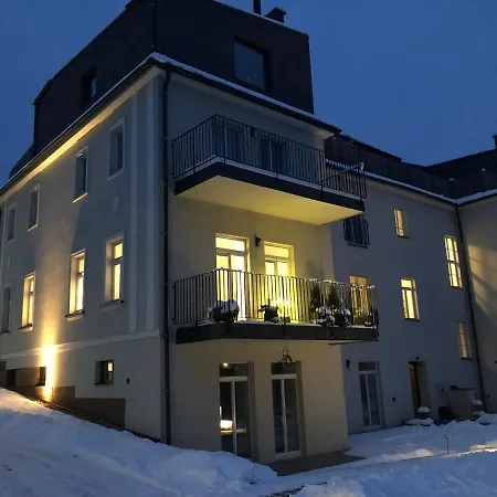 Sovi Hnizdo De Luxe Apartment *